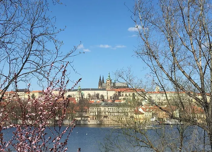 The Dancing House Residence, Two Bedroom Apartment With Balcony Near River!